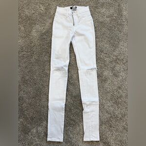 Fashion Nova White Skinny Jeans